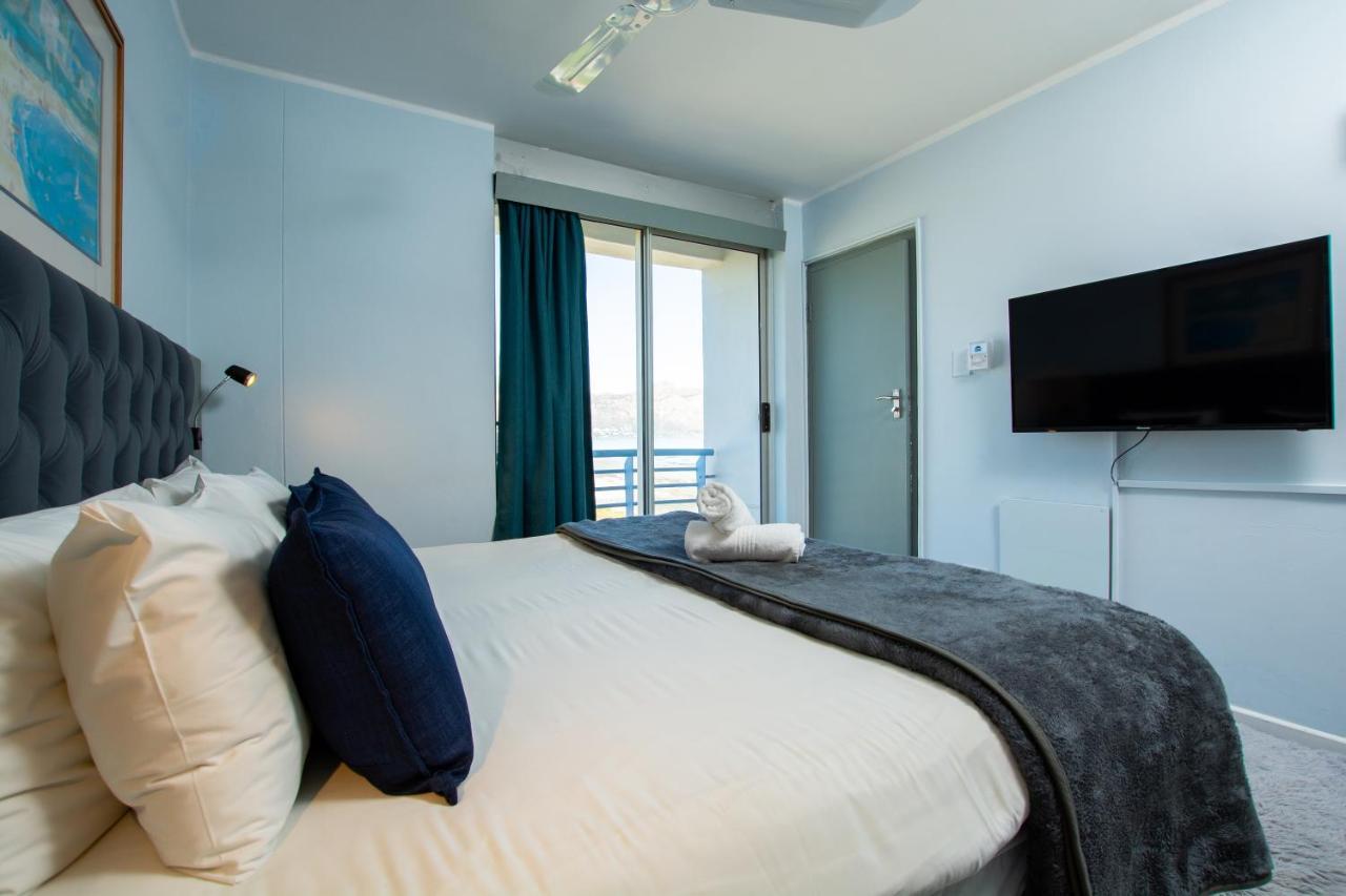 Ocean Breeze Hotel Strand Eksteriør bilde