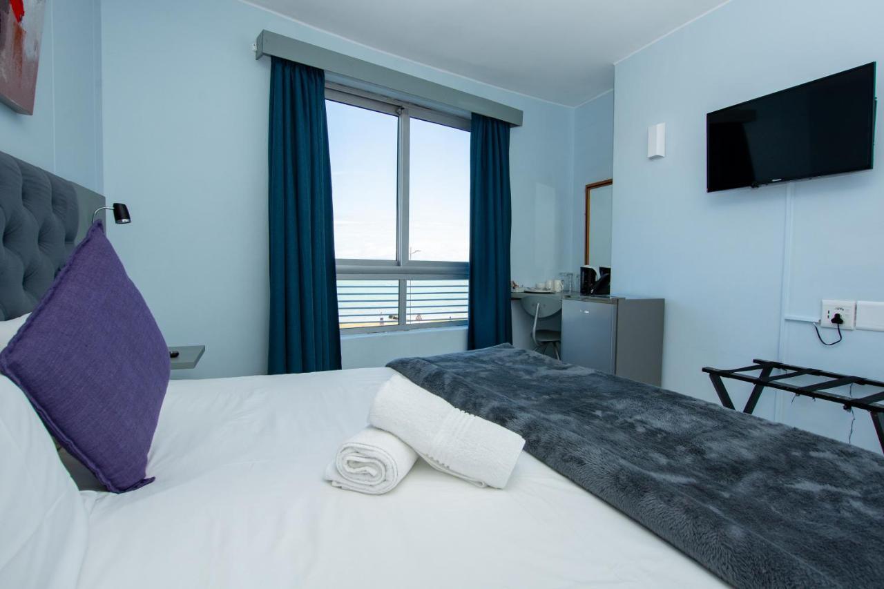 Ocean Breeze Hotel Strand Eksteriør bilde