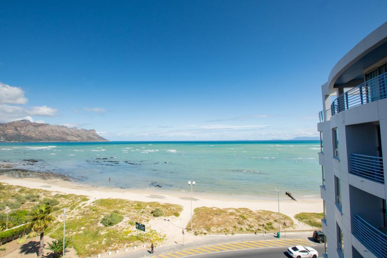 Ocean Breeze Hotel Strand Eksteriør bilde